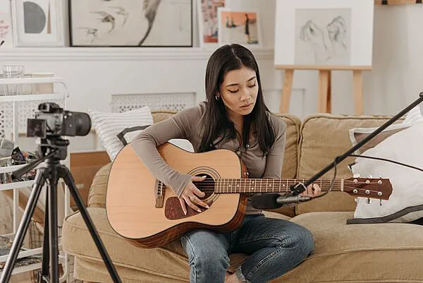 Criando músicas livres de royalties em escala uma nova era para criadores de conteúdo